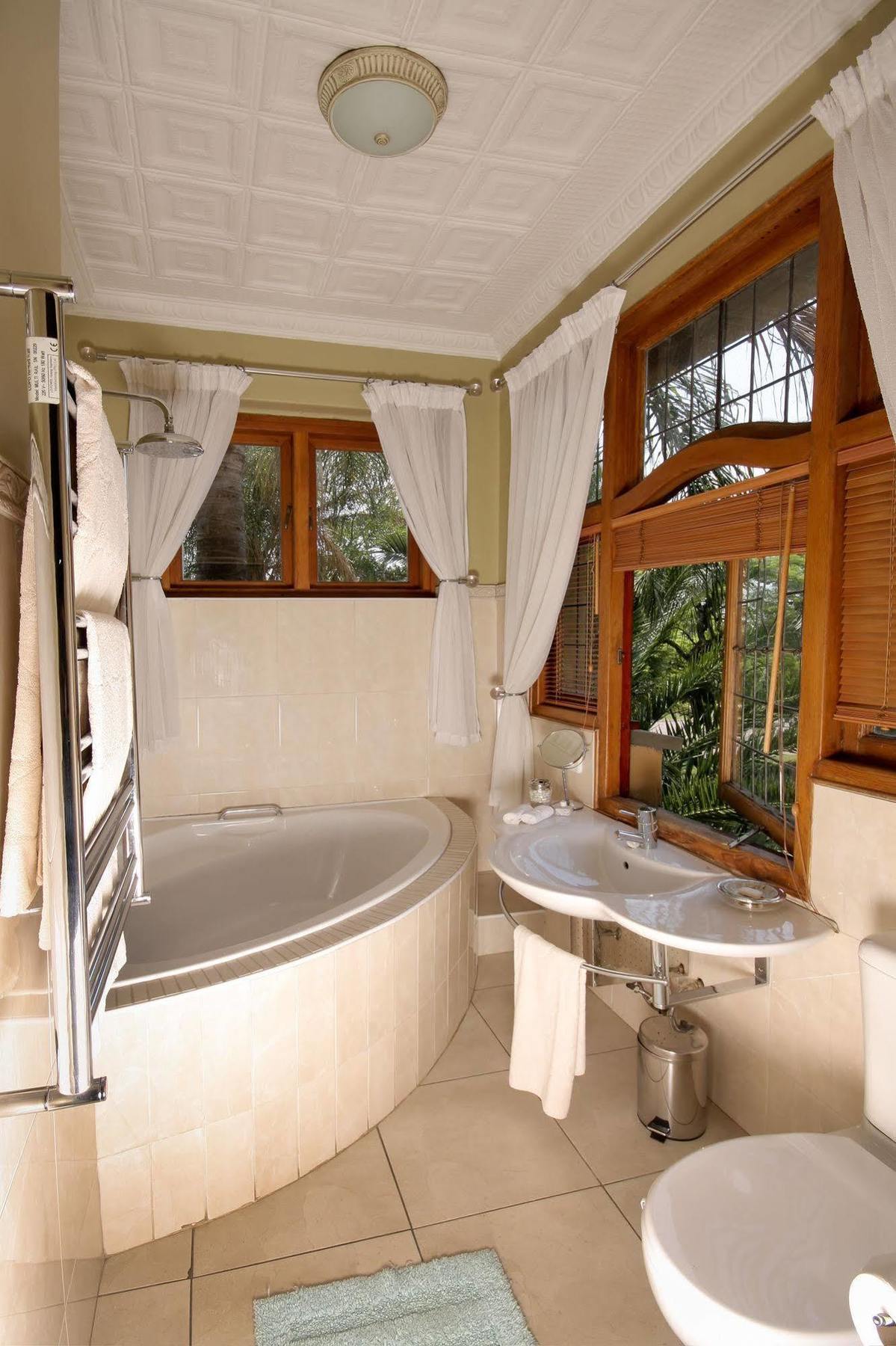 Shani Guest House Brooklyn  Exterior photo